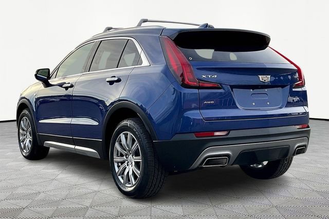 Used 2022 Cadillac XT4 Premium Luxury w/ Driver Awareness Package image 4