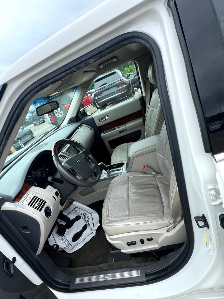 Used 2011 Ford Flex Limited image 9