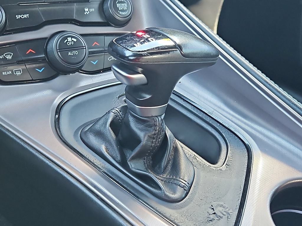 Used 2023 Dodge Challenger SXT RWD image 19