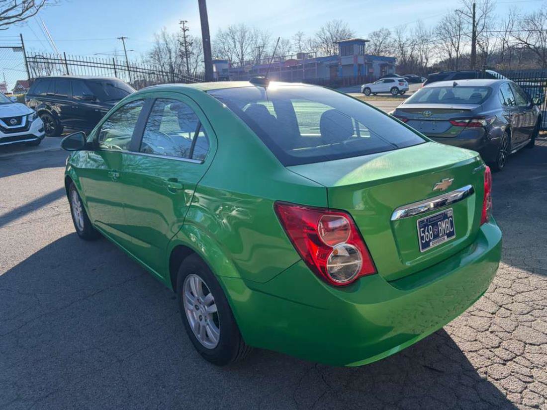 Used 2016 Chevrolet Sonic LT image 7