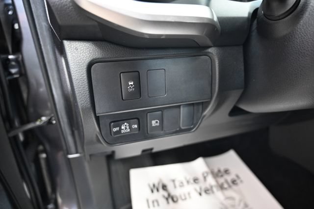 Used 2022 Toyota Tacoma SR5 AWD/4WD image 26