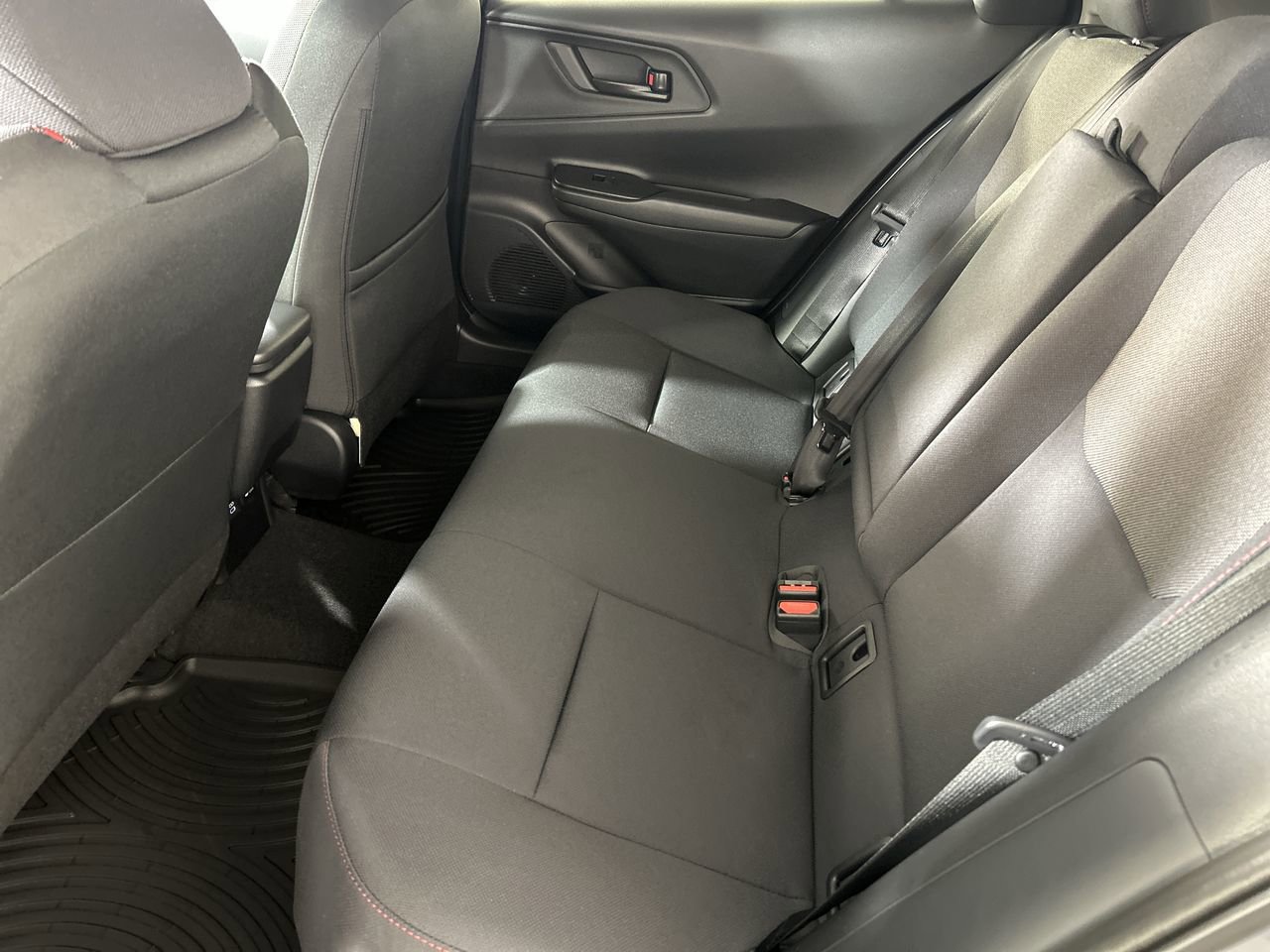 New 2026 Toyota Prius Plug-In Hybrid FWD image 23