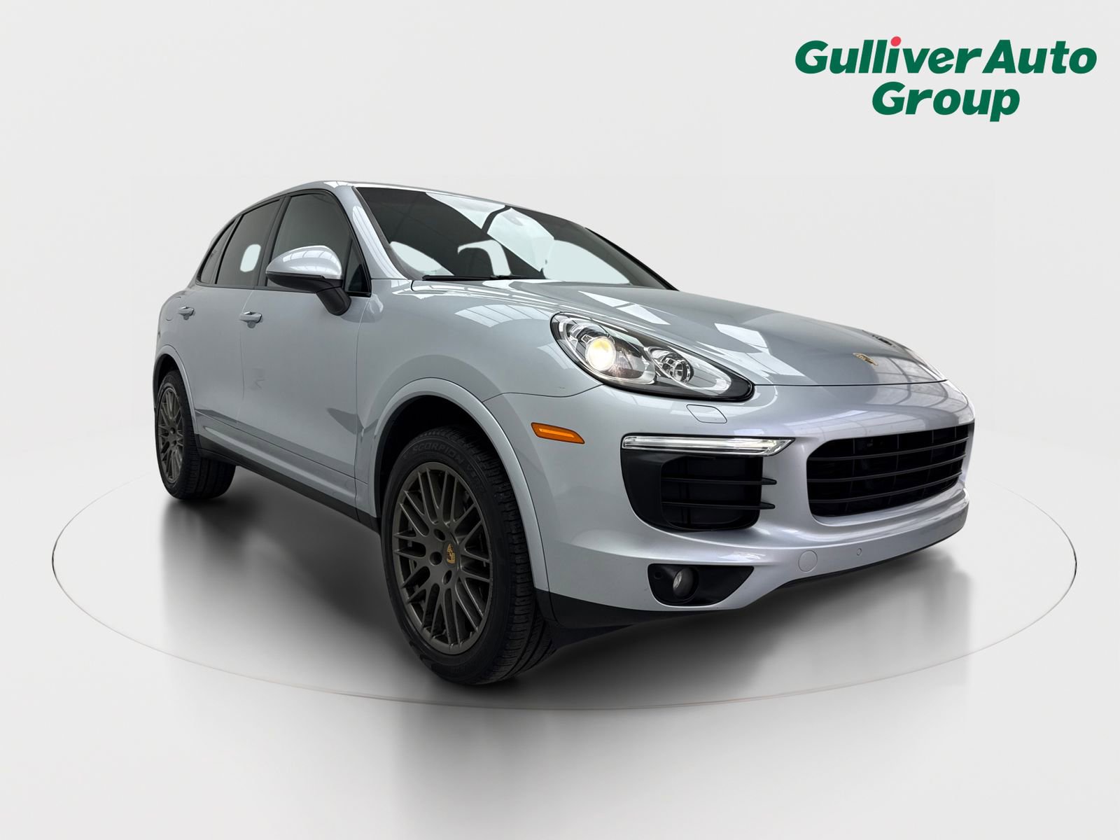 Used 2017 Porsche Cayenne Platinum Edition w/ Premium Package (PJV) AWD/4WD image 13