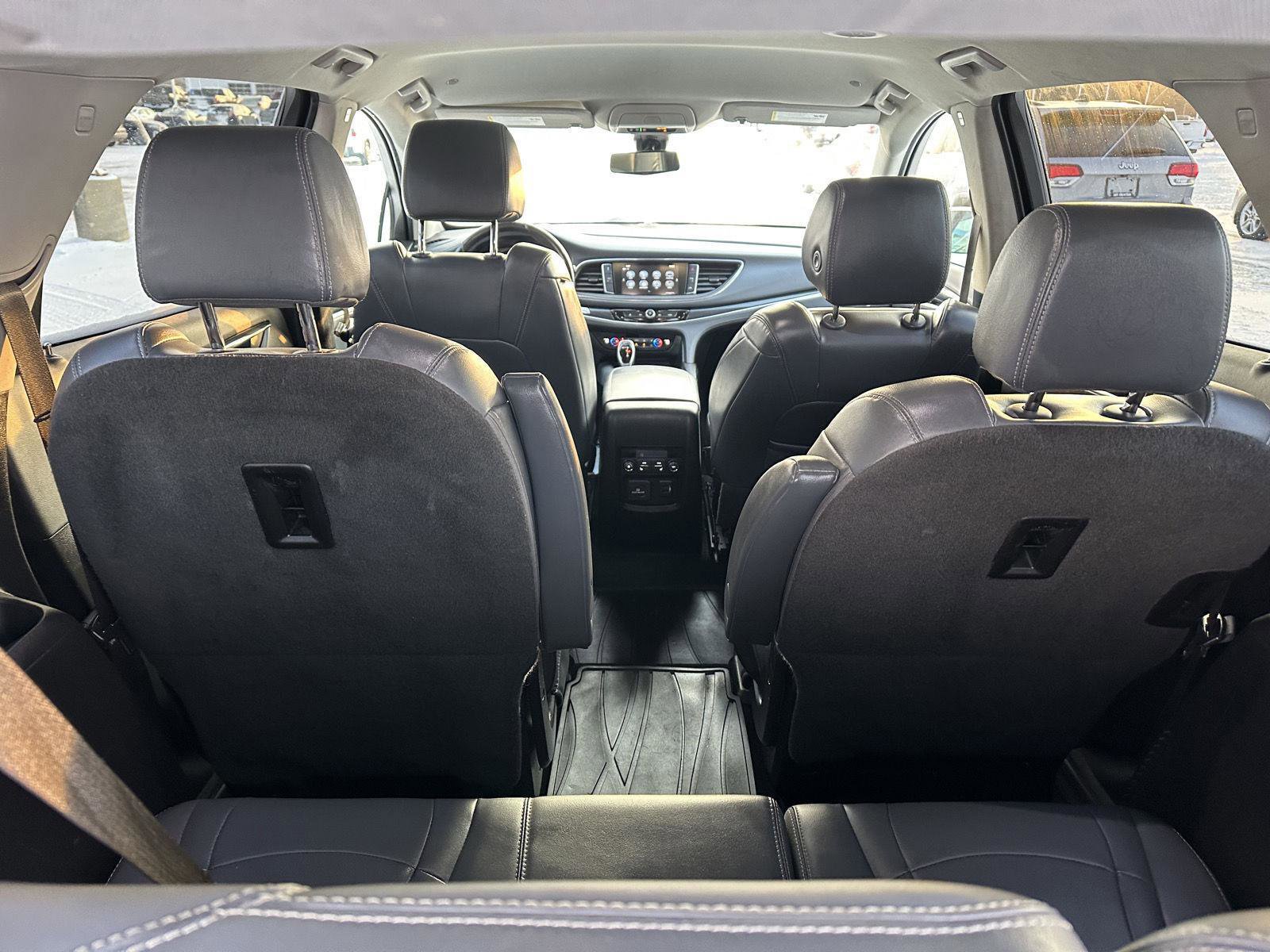 Used 2019 Buick Enclave Premium image 9