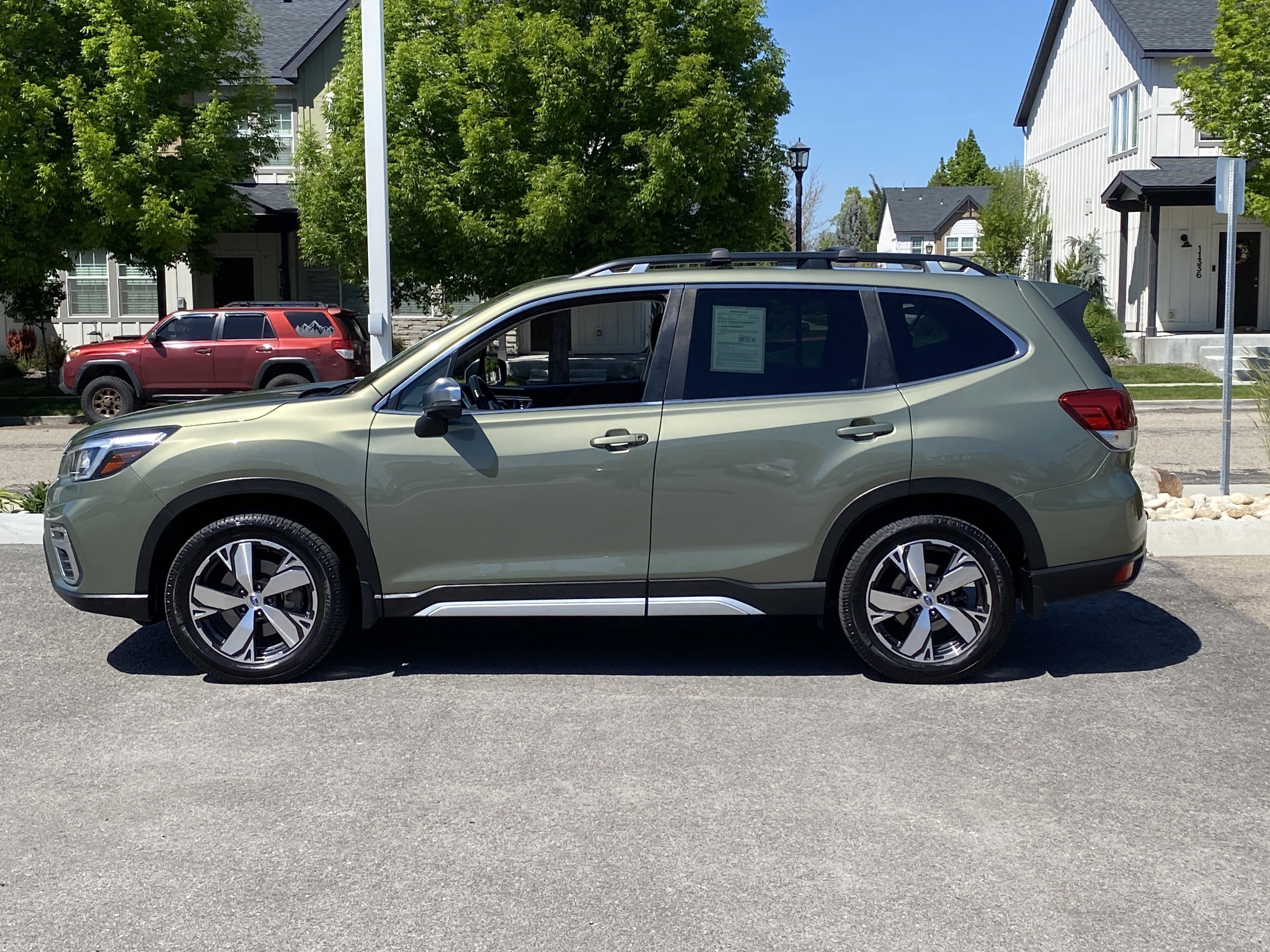 Used 2020 Subaru Forester Touring AWD/4WD image 3