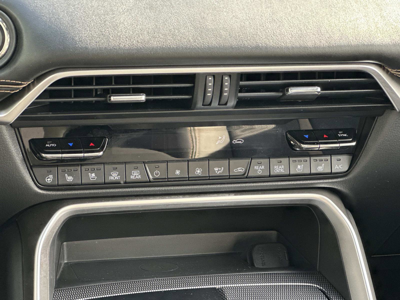 Used 2025 MAZDA CX-70 3.3 Turbo S w/ Premium Package image 23