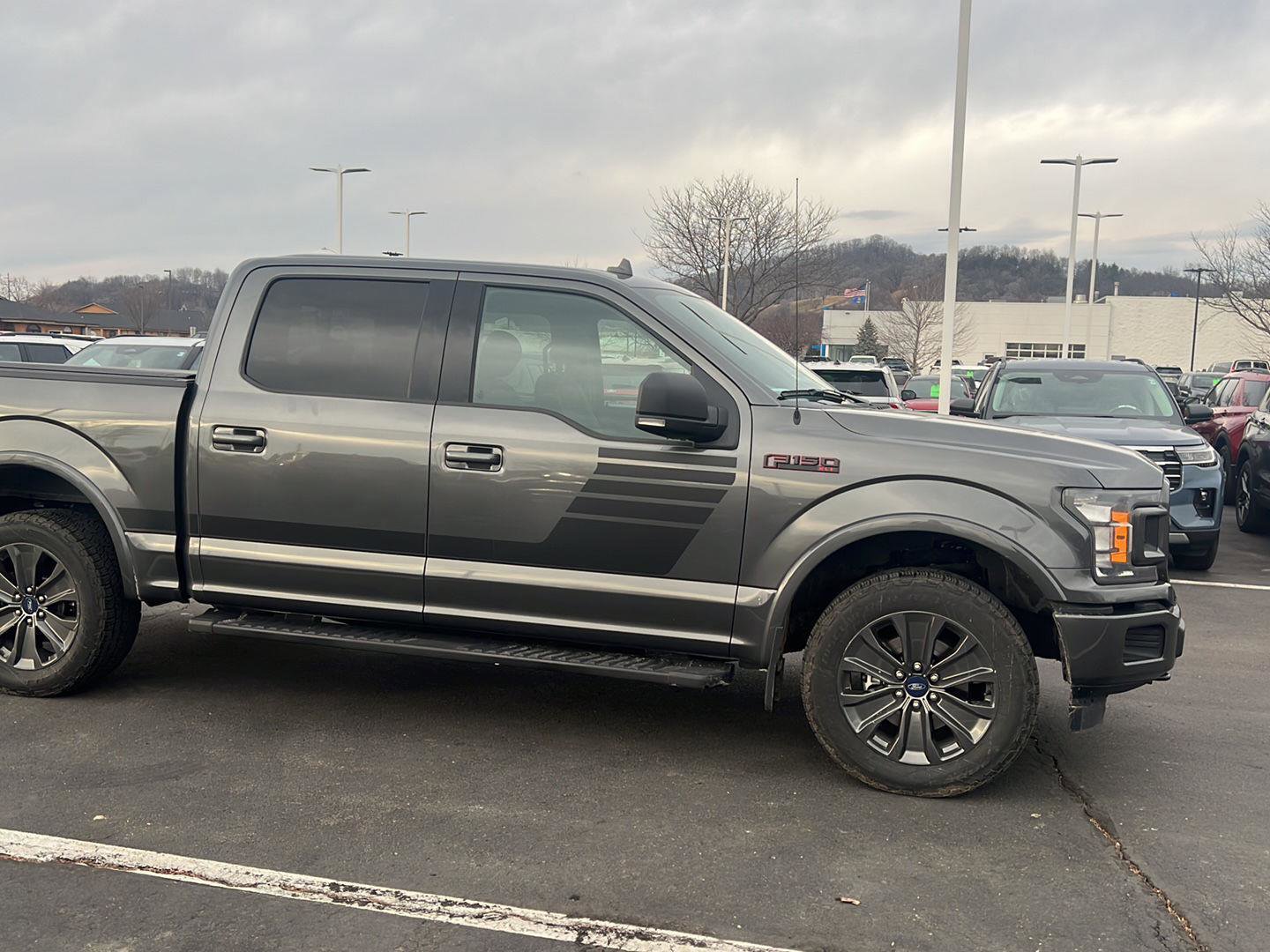 Used 2018 Ford F150 XLT w/ Equipment Group 302A Luxury image 3