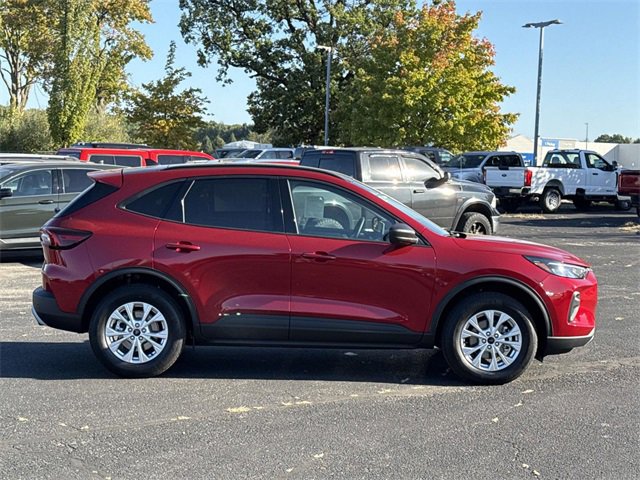 New 2026 Ford Escape Active w/ Active Premium Tech Pack image 2