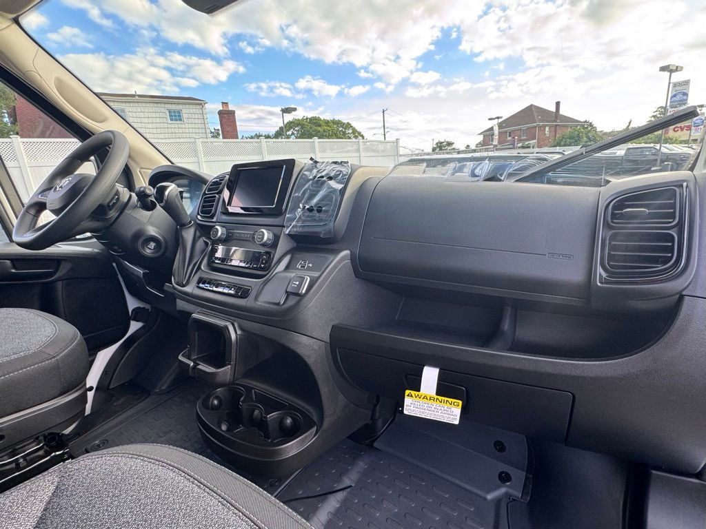 New 2025 RAM ProMaster 2500 w/ Storage Group image 17