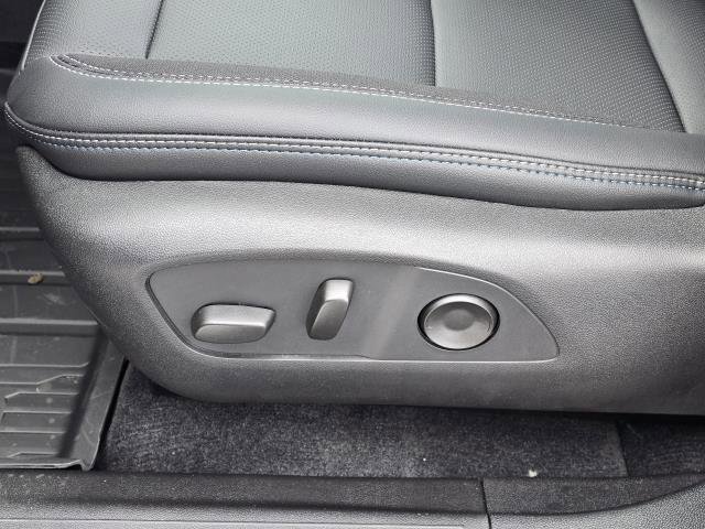 New 2026 Chevrolet Equinox EV LT AWD/4WD image 11