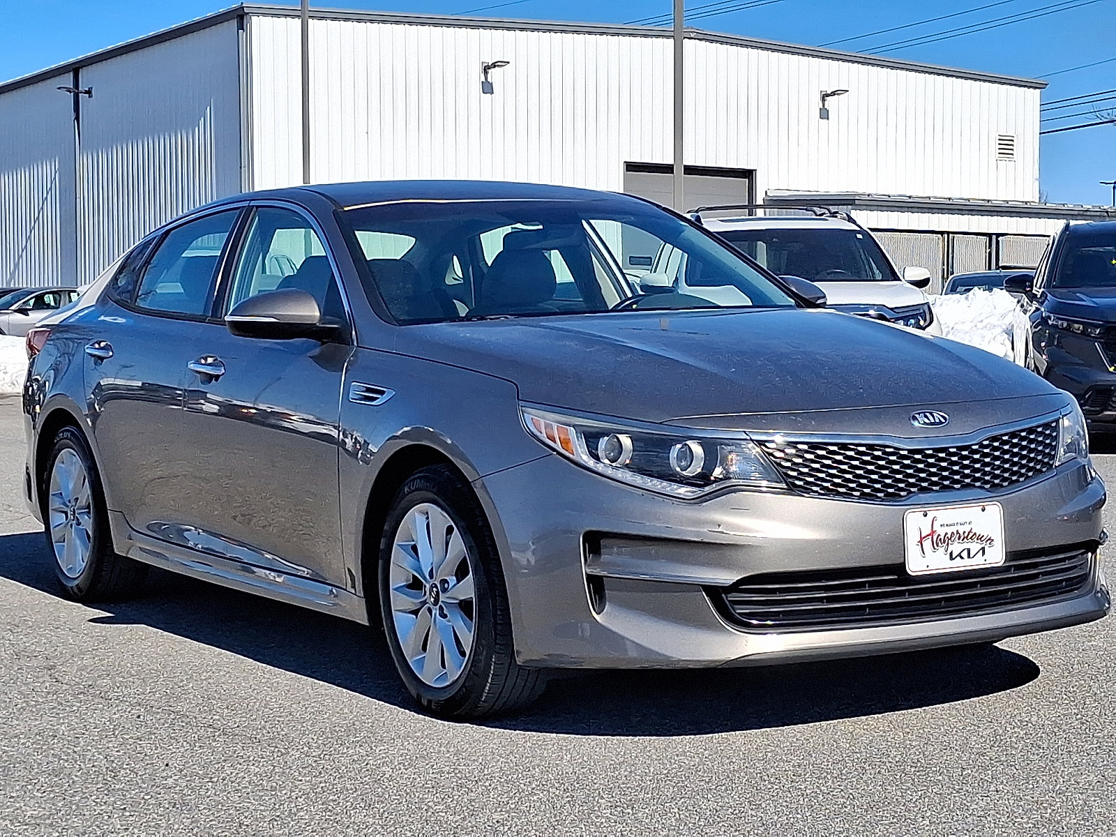 Used 2016 Kia Optima EX image 3
