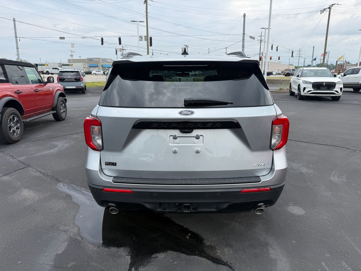 Used 2024 Ford Explorer ST-Line w/ Class IV Trailer Tow Package AWD/4WD image 5