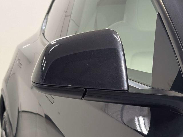 Used 2024 Tesla Model Y Long Range image 30