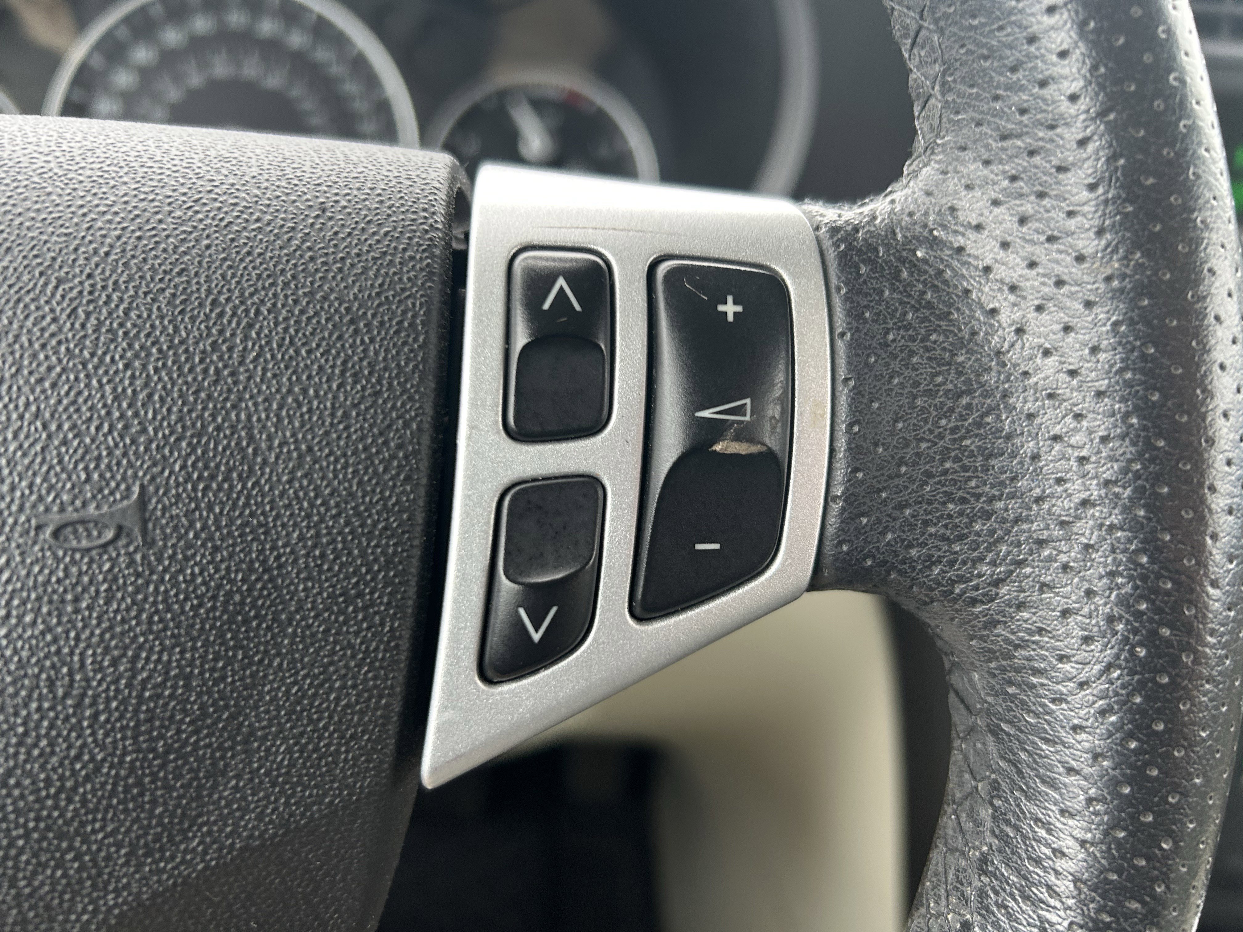 Used 2008 Saab 9-3 2.0T w/ Cold Weather Package image 16