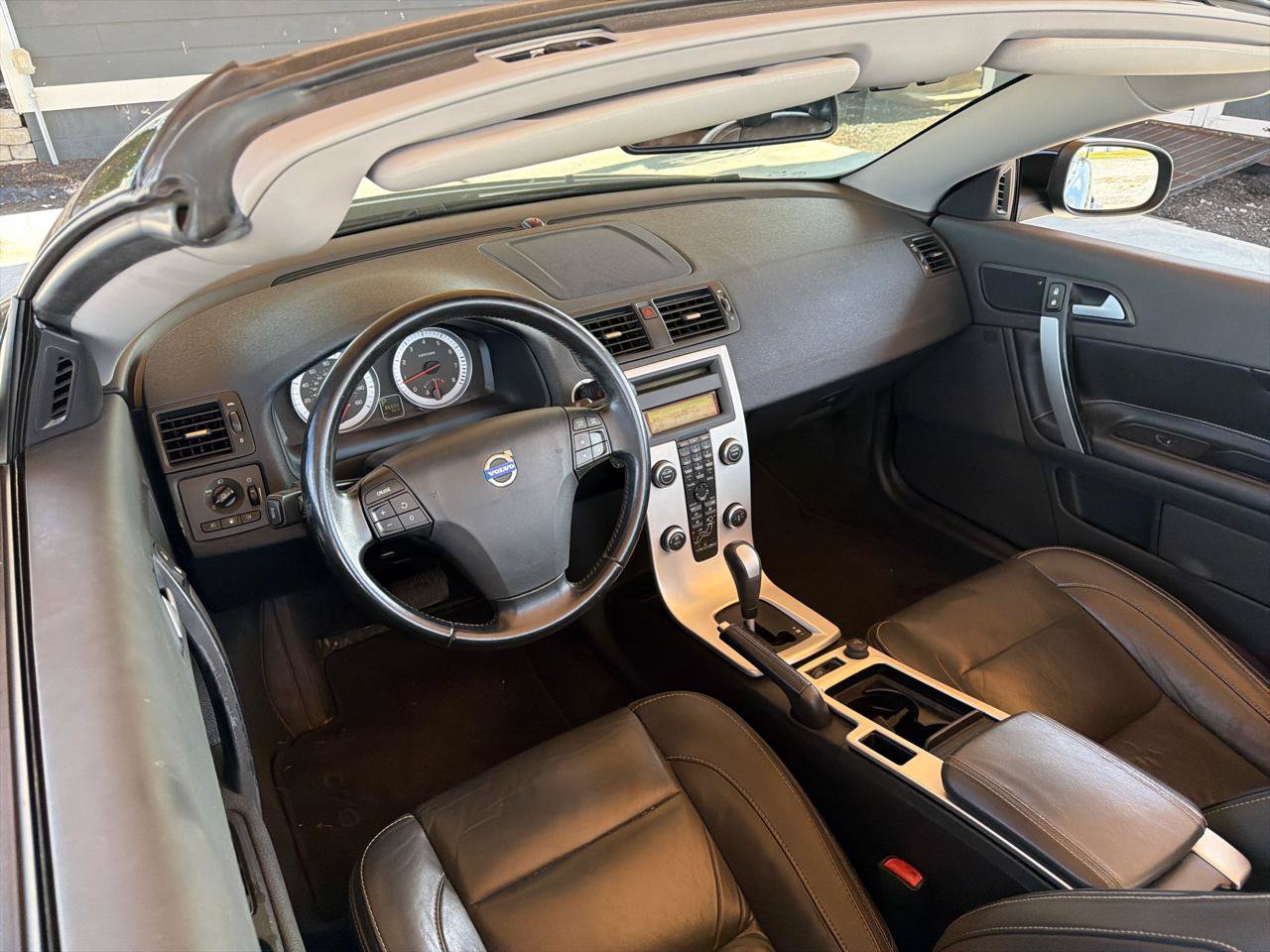 Used 2012 Volvo C70 T5 FWD image 12