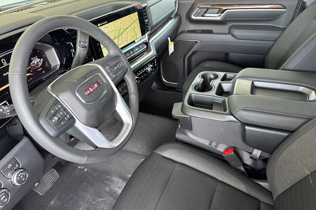 New 2026 GMC Sierra 2500 SLE w/ Preferred Package AWD/4WD image 10
