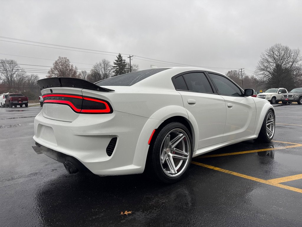 Used 2016 Dodge Charger R/T Scat Pack w/ Technology Group image 6
