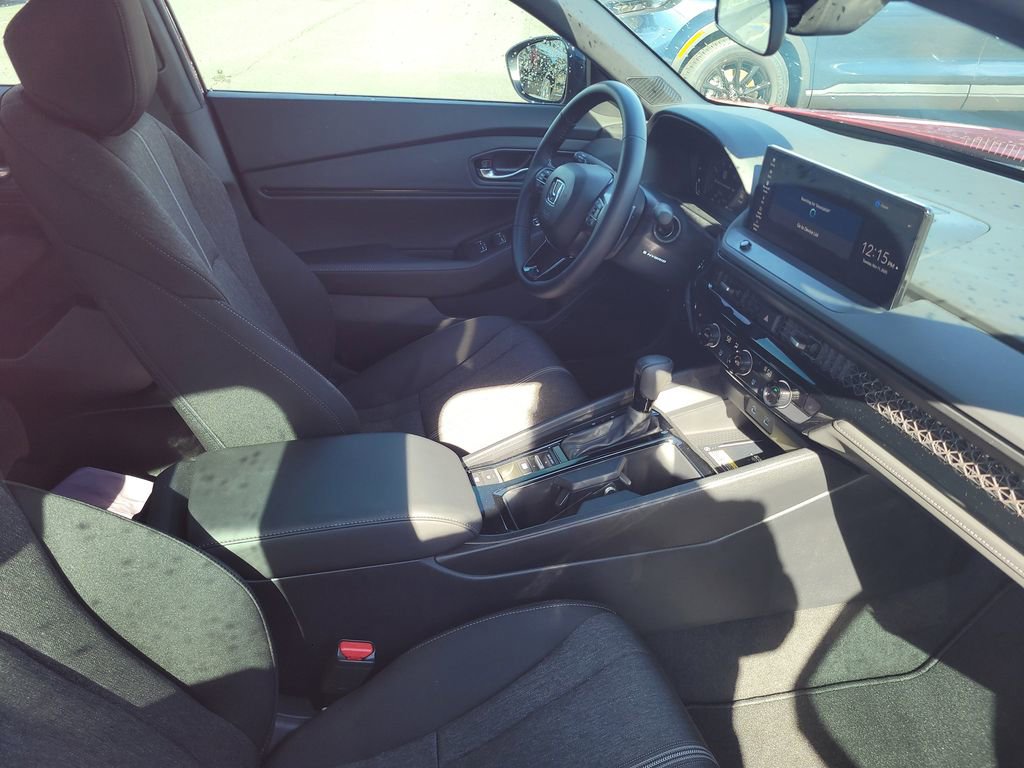 Used 2025 Honda Accord Sport image 28