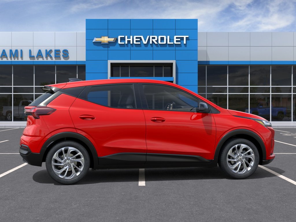 New 2027 Chevrolet Bolt LT FWD image 5