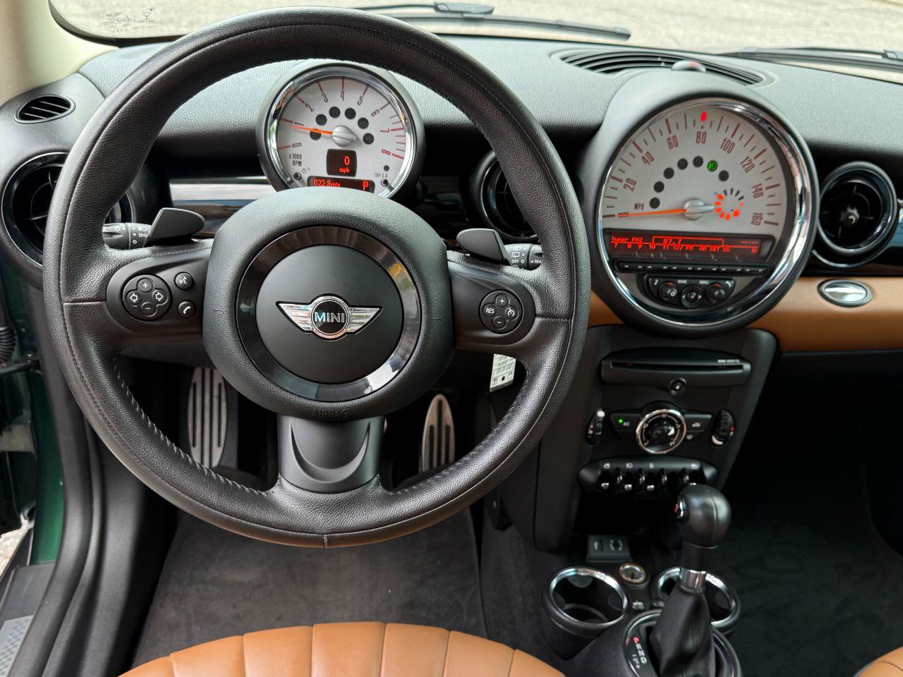 Used 2014 MINI Cooper Clubman S FWD image 9