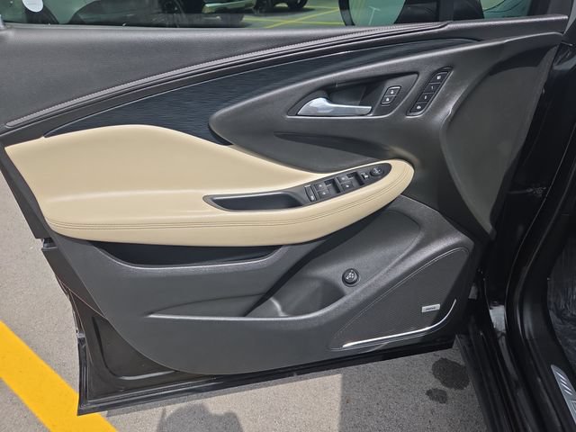 Used 2017 Buick Envision Premium AWD/4WD image 12