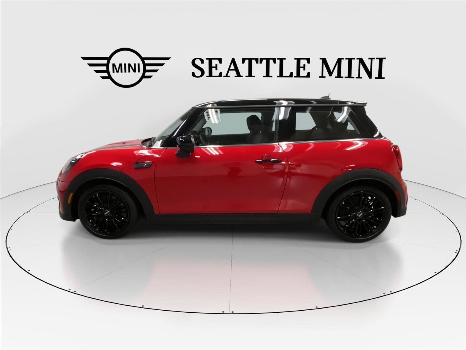 Used 2023 MINI Cooper S w/ Driver Assistance Package image 6