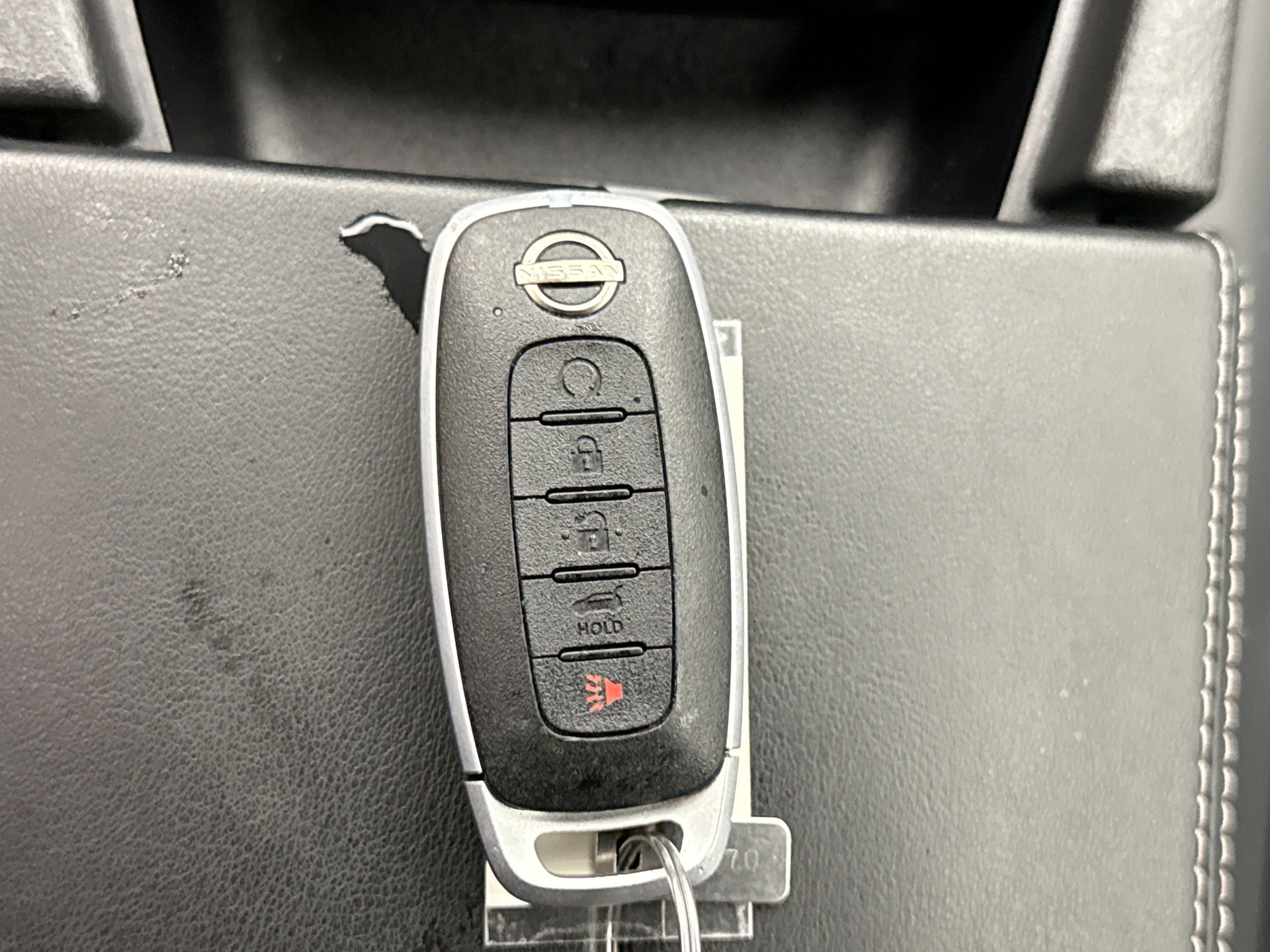 Used 2023 Nissan Rogue SV w/ SV Premium Package image 21