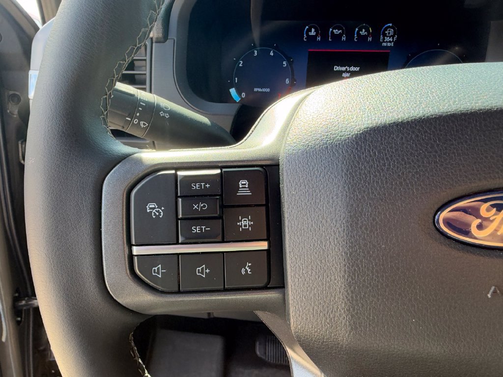 Used 2025 Ford F150 XLT w/ Equipment Group 302A MID RWD image 31