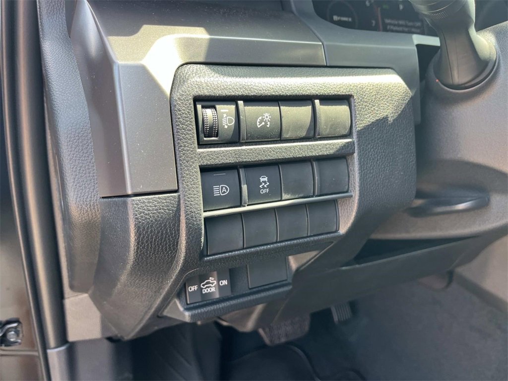 New 2025 Toyota Tacoma TRD Off-Road image 15