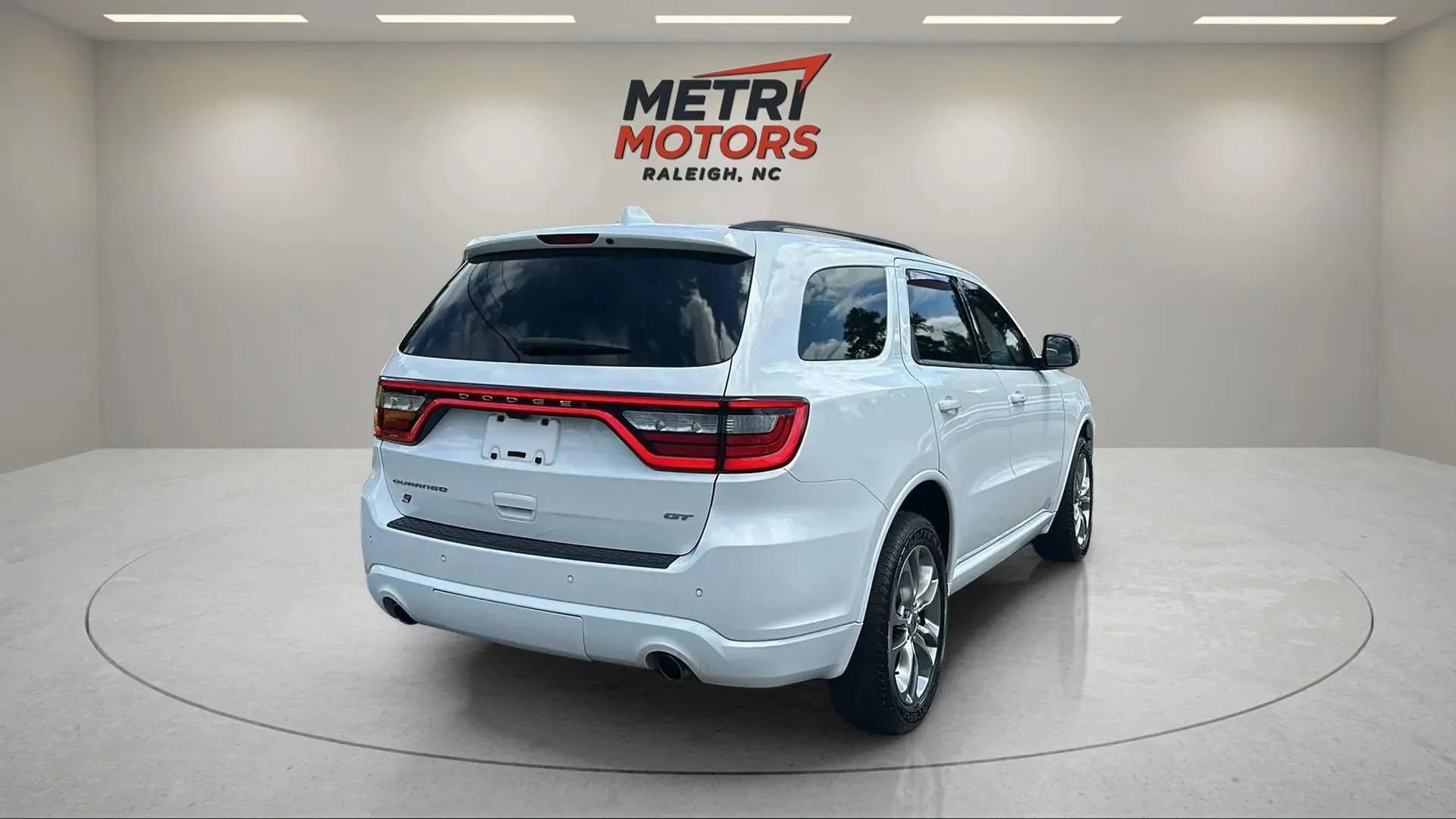 Used 2020 Dodge Durango GT image 5