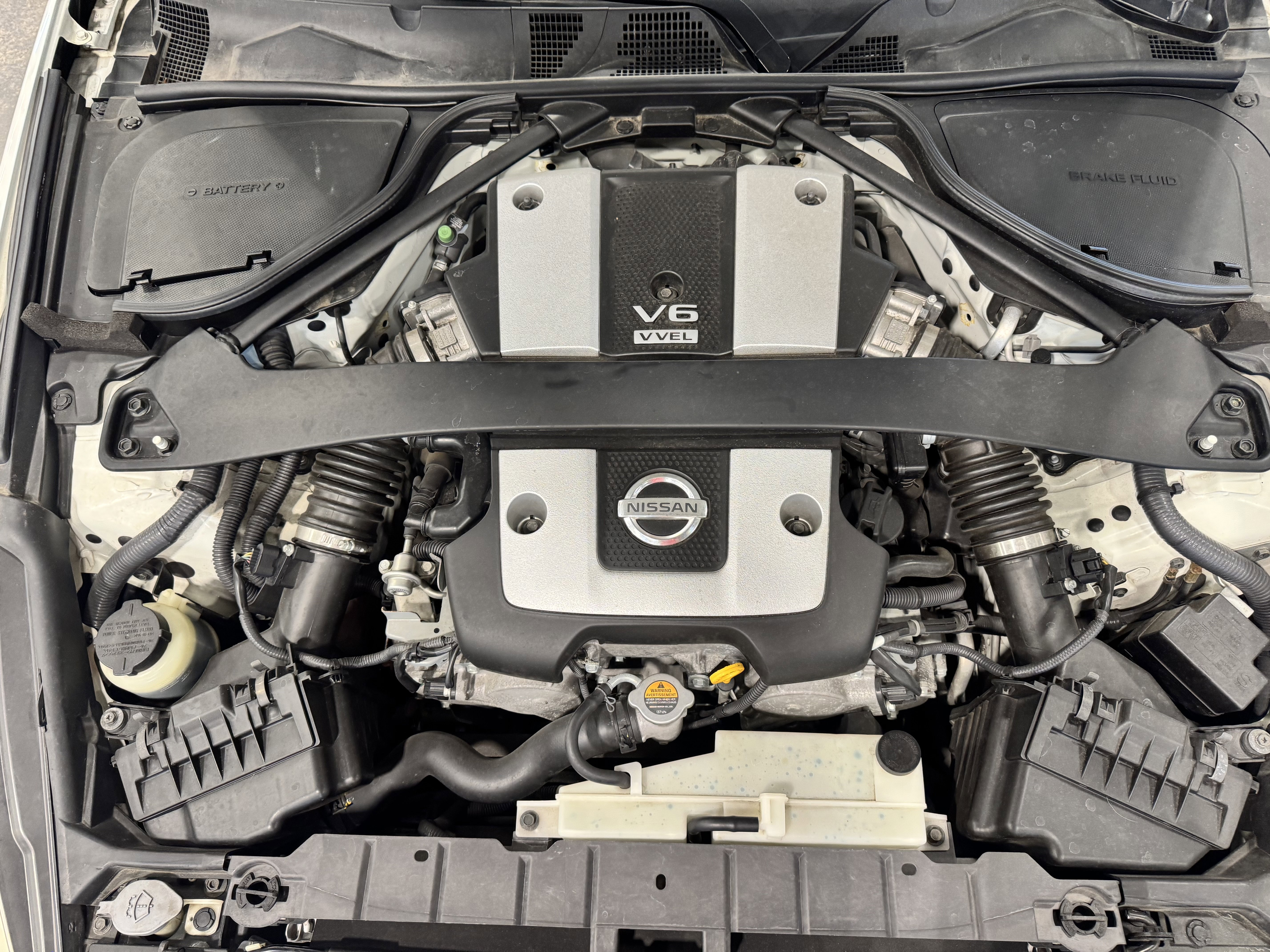 Used 2010 Nissan 370Z Touring image 14