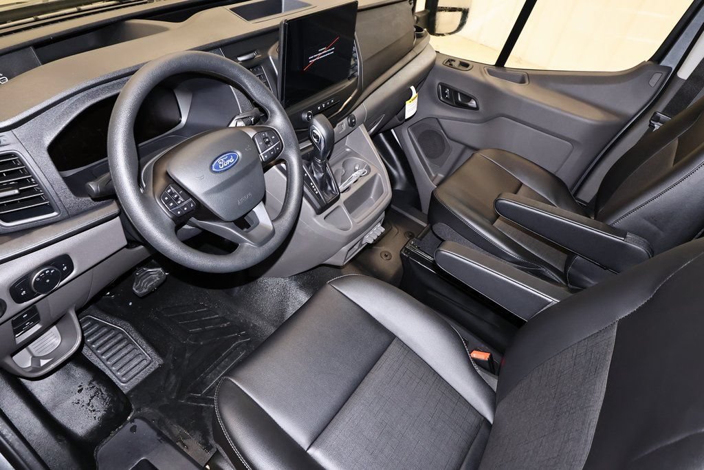 New 2026 Ford Transit 250 148 Medium Roof RWD image 25