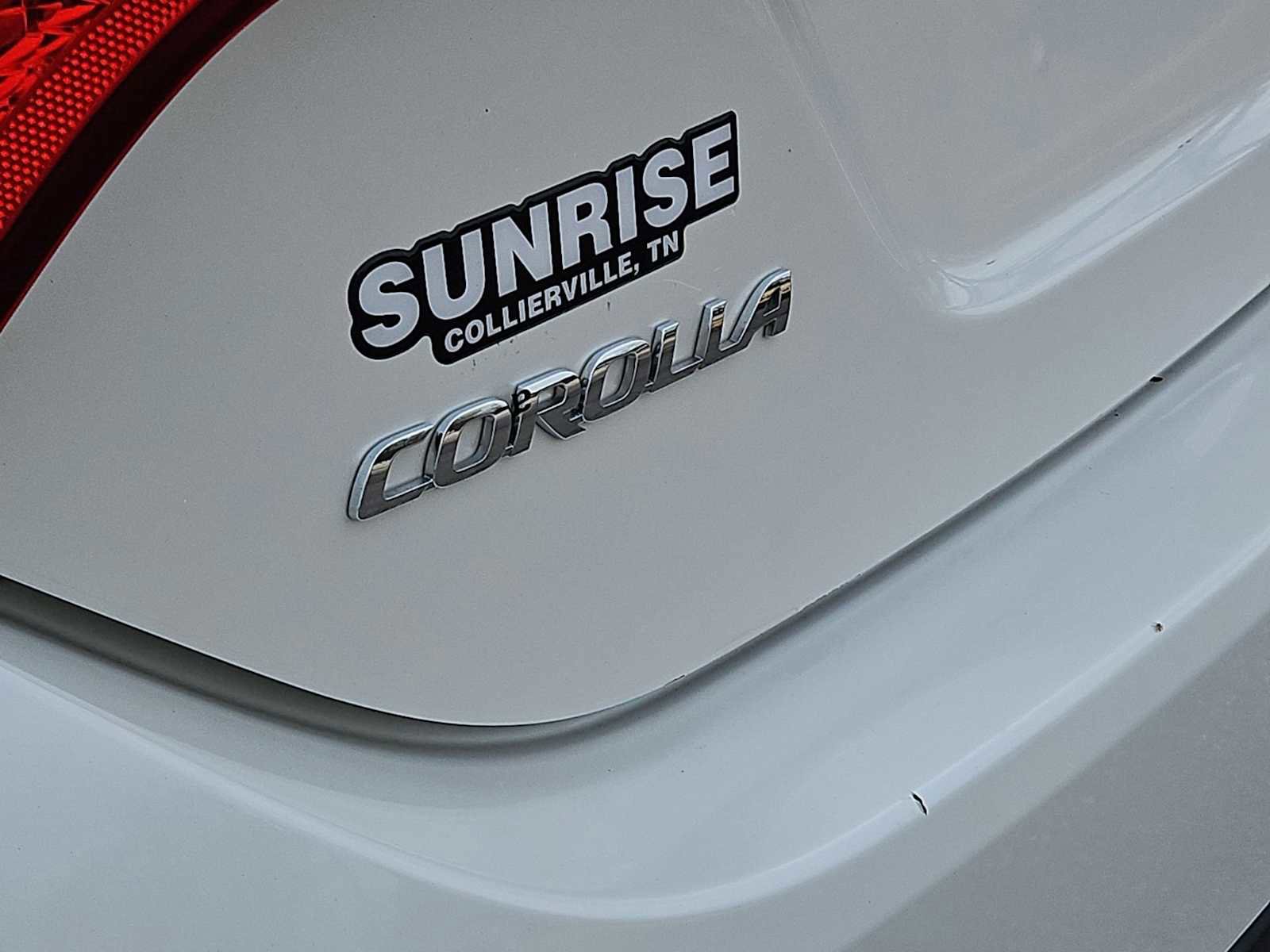 Used 2014 Toyota Corolla LE image 12