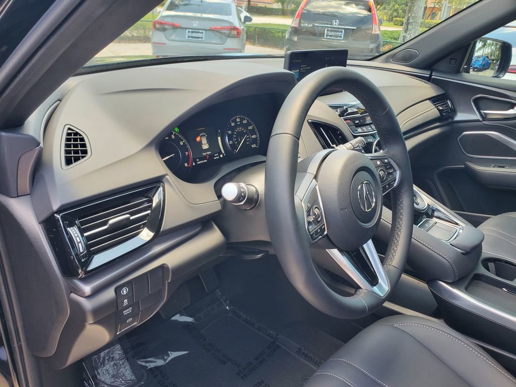 Used 2026 Acura RDX SH-AWD image 15