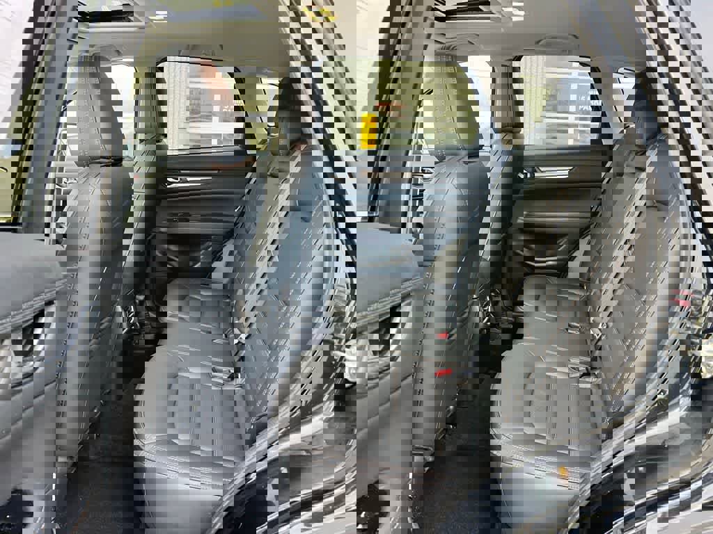 Used 2023 MAZDA CX-5 AWD 2.5 S w/ Premium Plus Pkg image 17