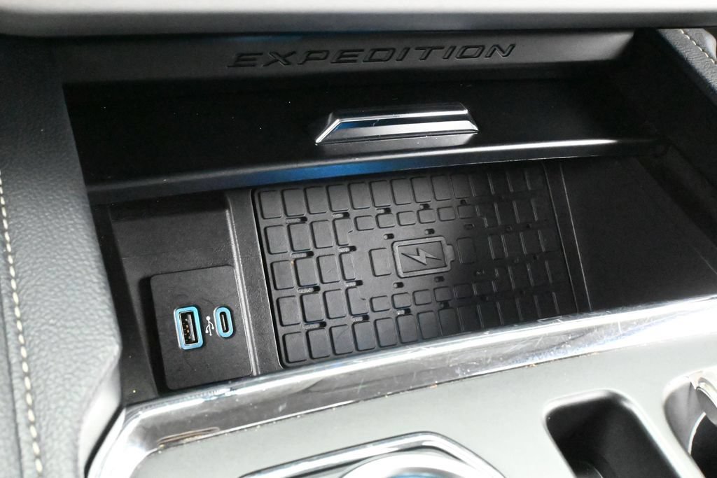 Used 2024 Ford Expedition Max XLT RWD image 22