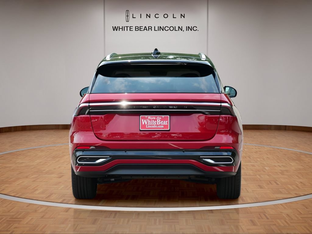 Used 2025 Lincoln Nautilus Reserve AWD/4WD image 6