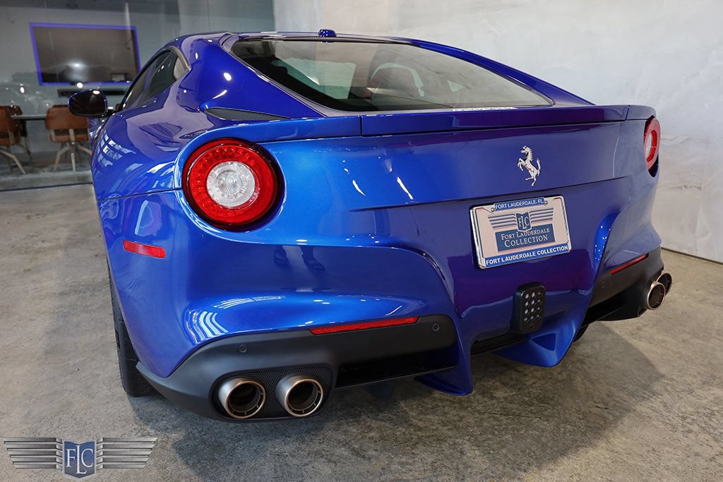 Used 2017 Ferrari F12 Berlinetta RWD image 12