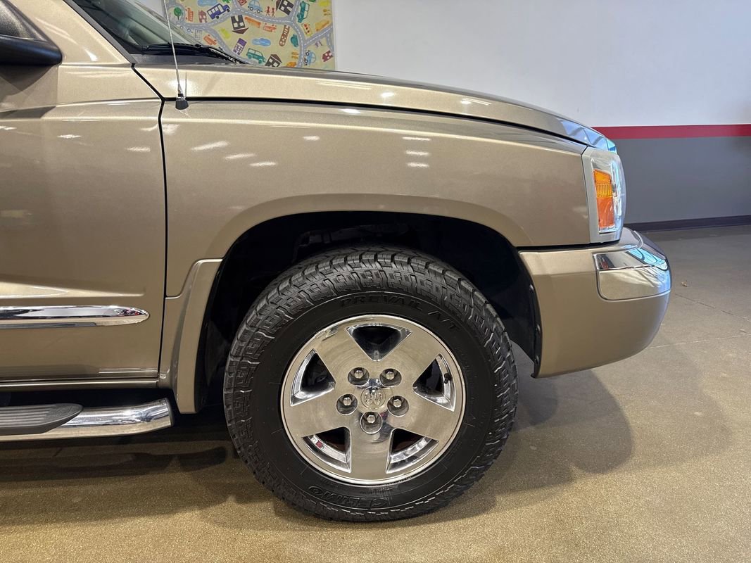 Used 2006 Dodge Dakota Laramie w/ Trailer Tow Group image 61