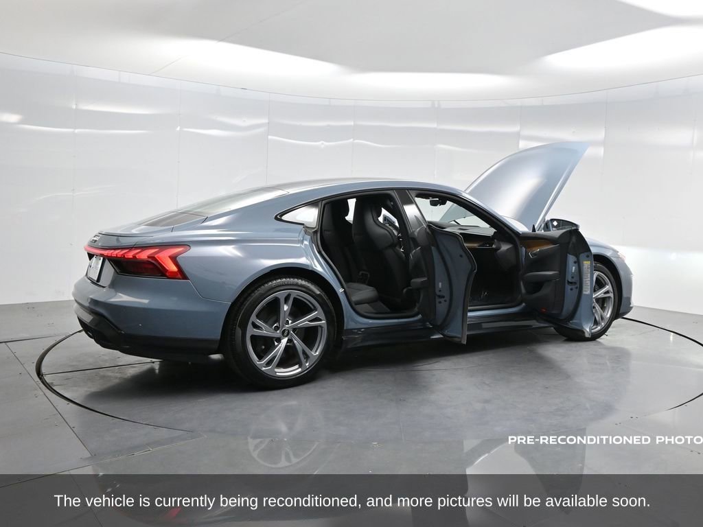 Used 2022 Audi e-tron GT Premium Plus image 4