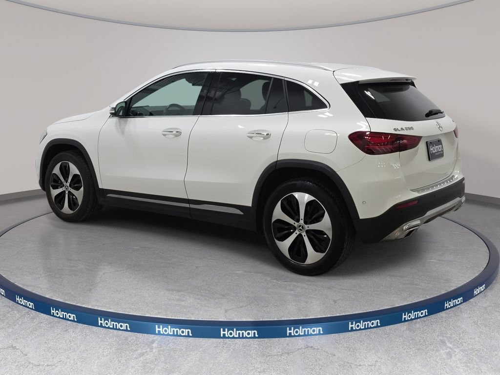 Used 2025 Mercedes-Benz GLA 250 4MATIC image 8