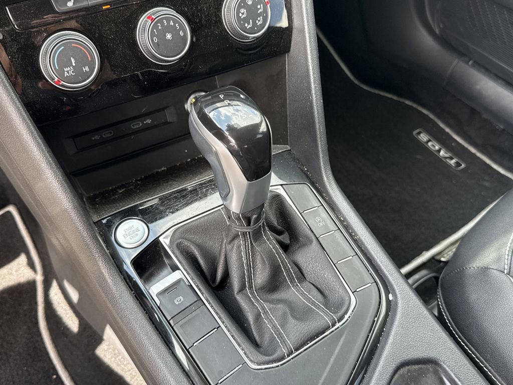 Used 2023 Volkswagen Taos SE image 19