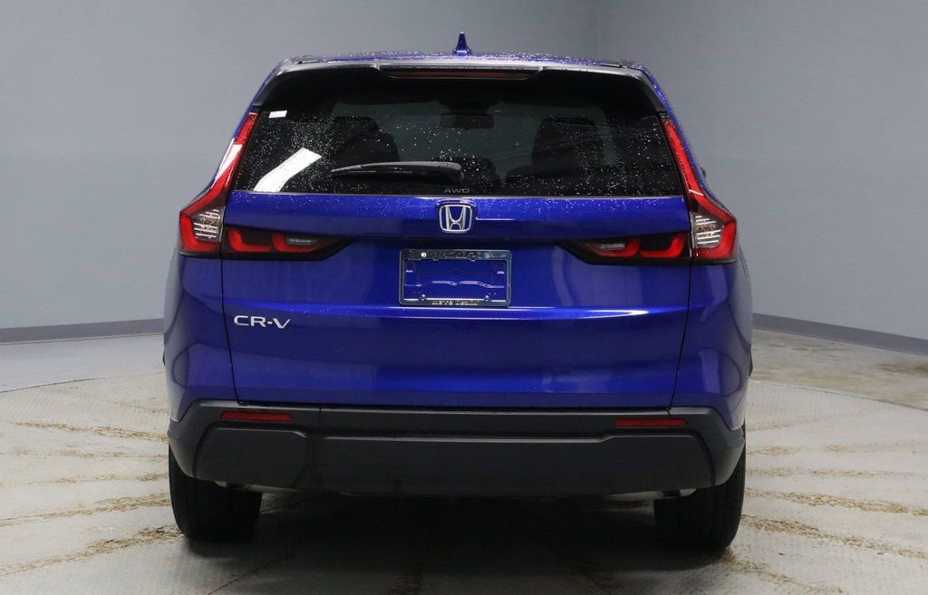 Used 2025 Honda CR-V LX image 9