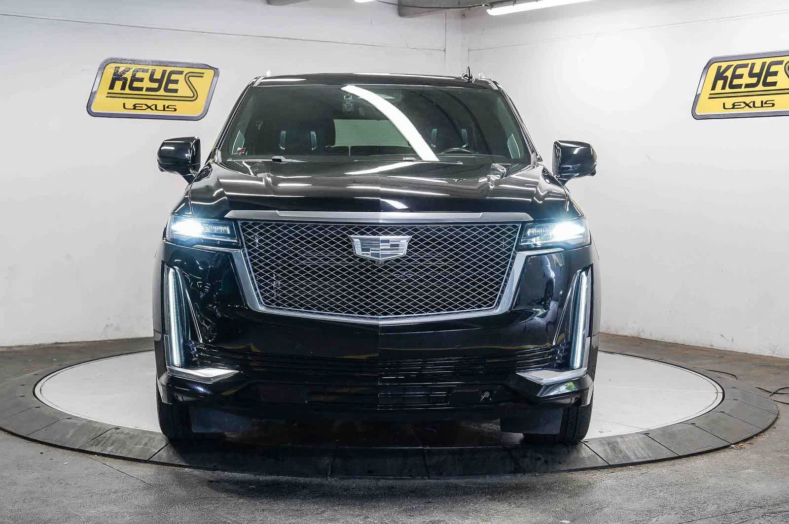 Used 2023 Cadillac Escalade ESV Premium Luxury Platinum w/ LPO, Radiant Package AWD/4WD image 3