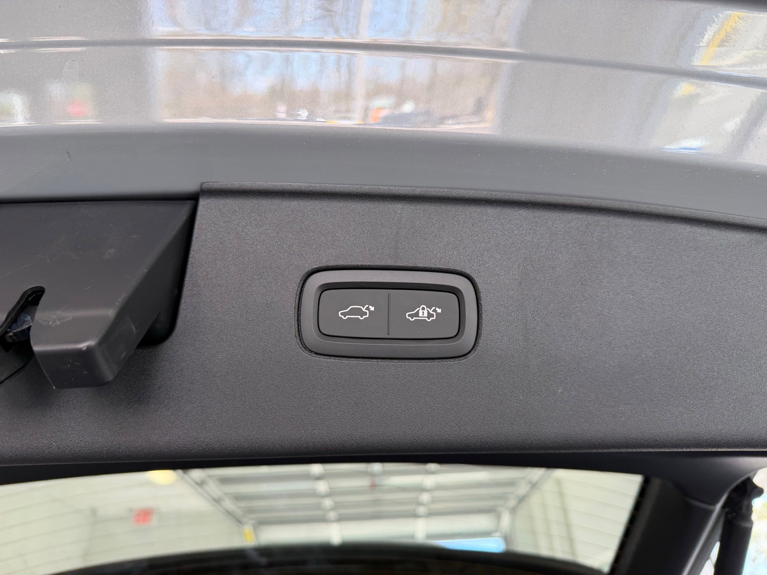 New 2026 Volvo EX90 Plus AWD/4WD image 25