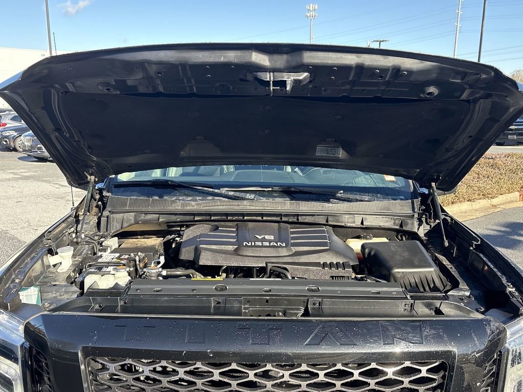 Used 2019 Nissan Titan PRO-4X image 32