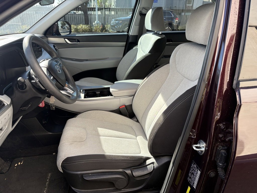 Used 2022 Hyundai Palisade SE image 10