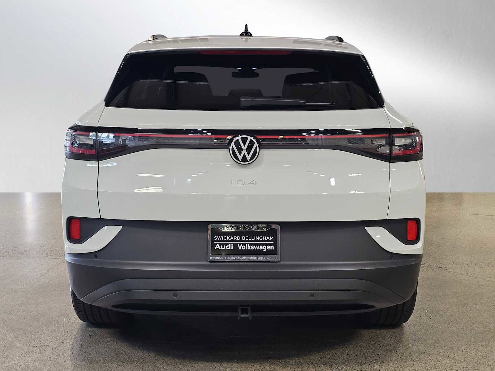 Used 2025 Volkswagen ID.4 Pro AWD/4WD image 4