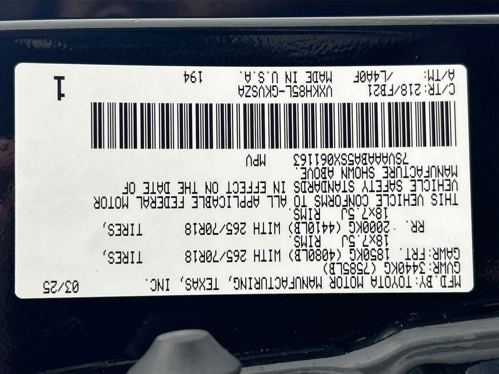 Used 2025 Toyota Sequoia SR5 image 33