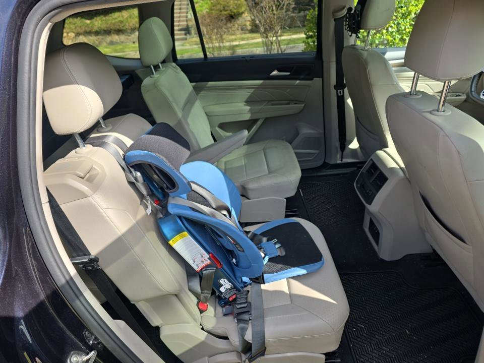 Certified 2023 Volkswagen Atlas SEL image 6